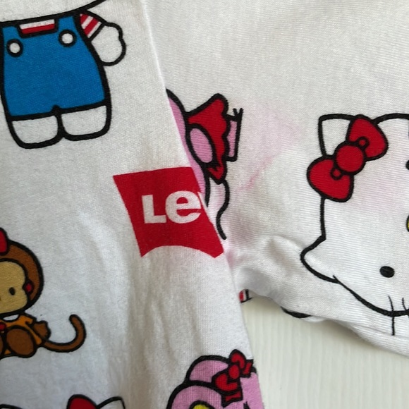 Levi’s cropped woman’s short sleeve tee shirt - Sanrio Hello Kitty - Picture 3 of 12